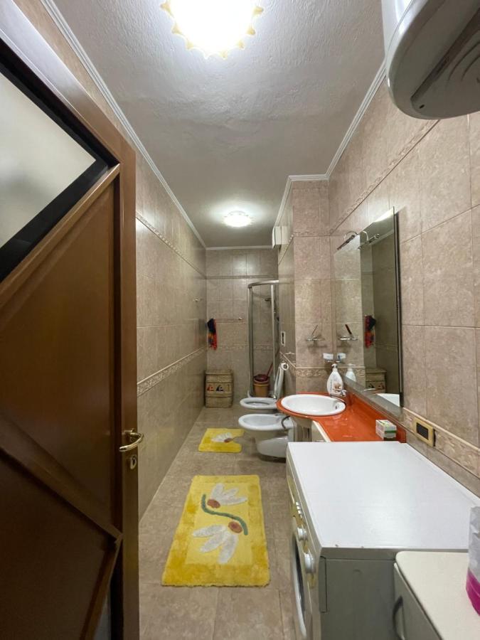 Luxury Center Apartment Tiranë Luaran gambar